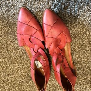 Free people wanderlust flats braided red 39